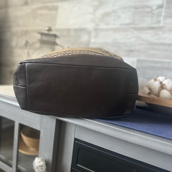 Genuine Coach Patchwork tote - Picture 4 of 7